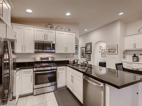 5816 Bristol Bridge St, North Las Vegas, NV 89081