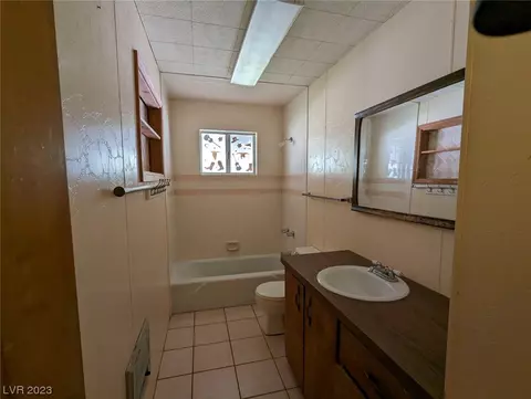 Bath - 158 Lightner St, Pioche, NV 89043 photo 2 of 2