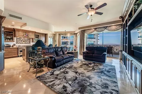 9103 Alta Dr #707, Las Vegas, NV 89145