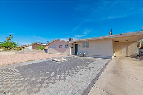 4512 Alpine Pl, Las Vegas, NV 89107