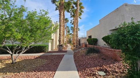 2643 Aracatuba Ave, Las Vegas, NV 89121