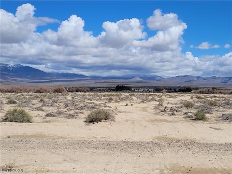 2590 N Decatur Ave, Pahrump, NV 89060