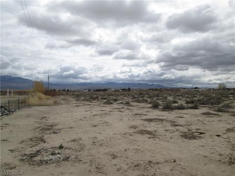 2410 W Nye Rd, Pahrump, NV 89060