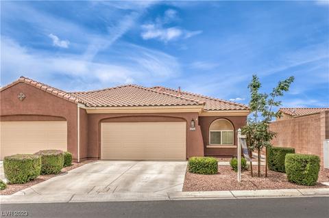 8753 Echo Grande Dr, Las Vegas, NV 89131