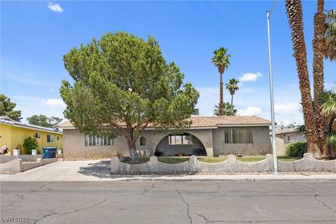 3050 S Liberty Cir, Las Vegas, NV 89121