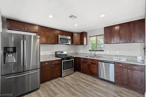 1304 Purple Sage Ave, Las Vegas, NV 89108