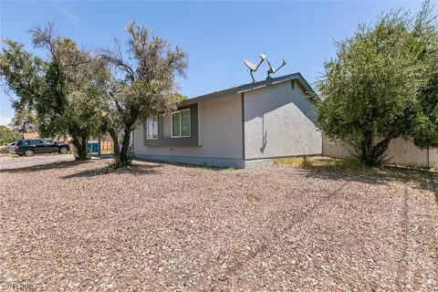 3090 Lindell Rd, Las Vegas, NV 89146