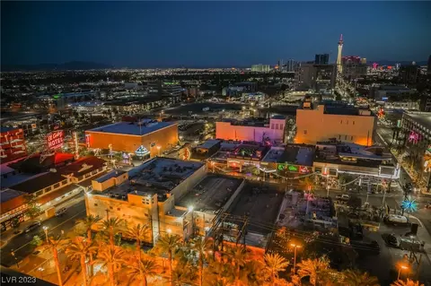 150 Las Vegas Blvd #1708, Las Vegas, NV 89101