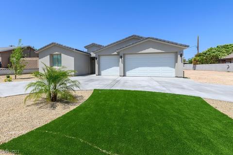5870 Cory Pl, Las Vegas, NV 89107
