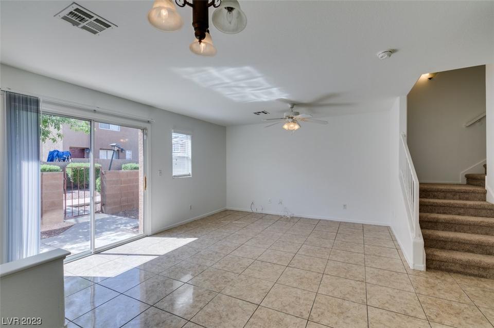  4127 Halfmoon Bay Dr, Las Vegas, NV 89115 photo 9
