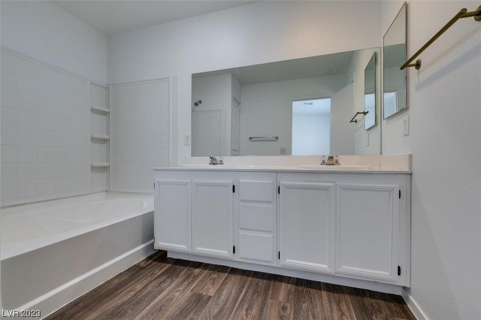 4127 Halfmoon Bay Dr, Las Vegas, NV 89115 photo 24