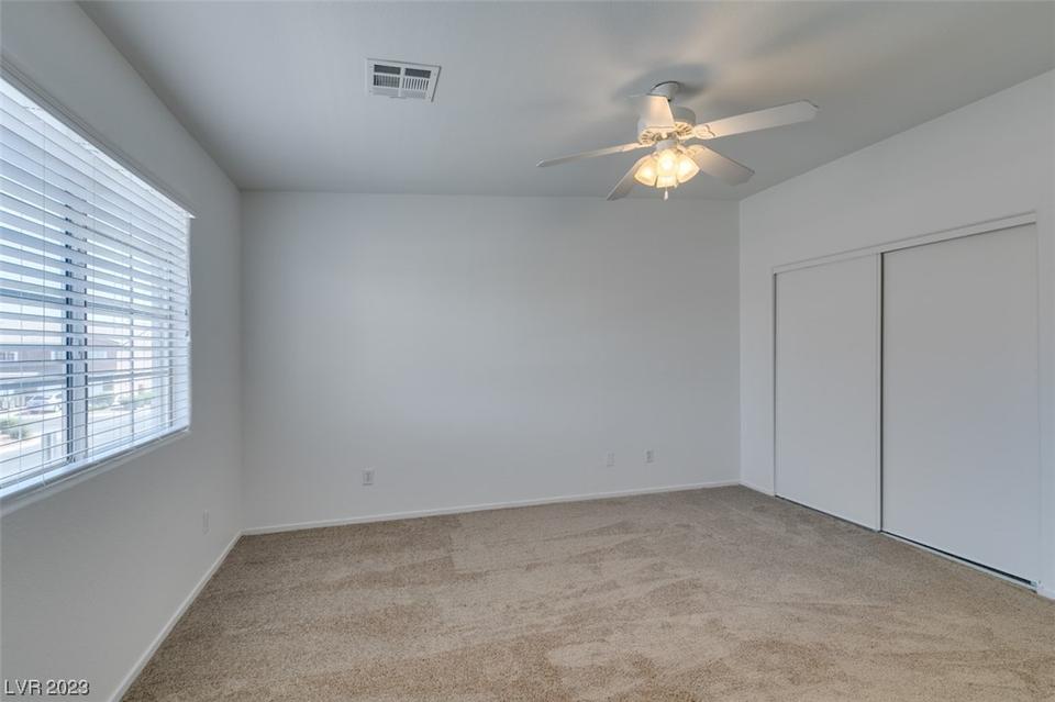  4127 Halfmoon Bay Dr, Las Vegas, NV 89115 photo 23
