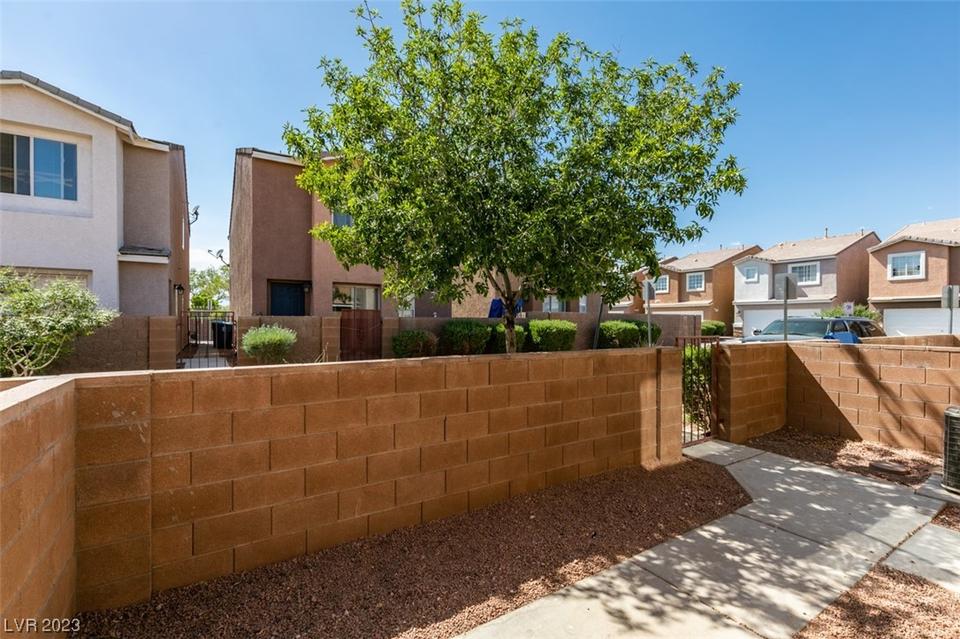  4127 Halfmoon Bay Dr, Las Vegas, NV 89115 photo 27