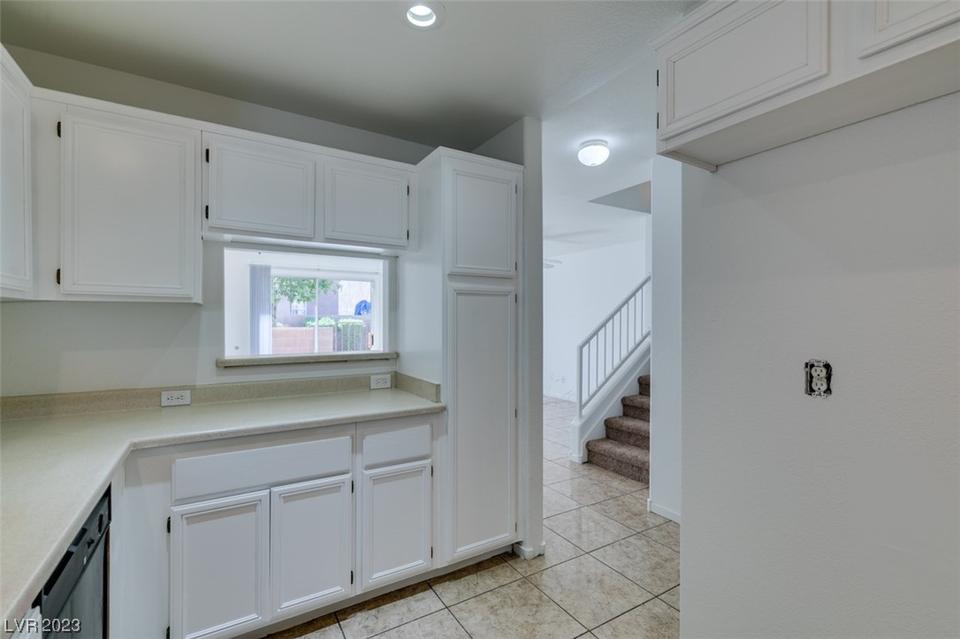  4127 Halfmoon Bay Dr, Las Vegas, NV 89115 photo 17