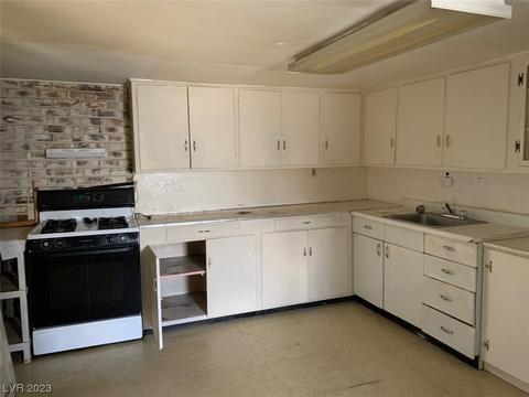 819 Avenue D, Ely, NV 89301 photo 4