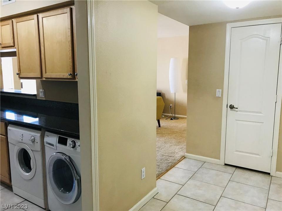  2878 Loveland Dr #2203, Las Vegas, NV 89109 photo 2