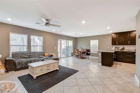 1238 Hopespring Loop Ave, North Las Vegas, NV 89084