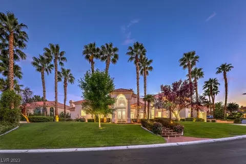 8629 Canyon View Dr, Las Vegas, NV 89117