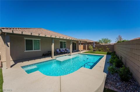 600 Comodo St, Henderson, NV 89011