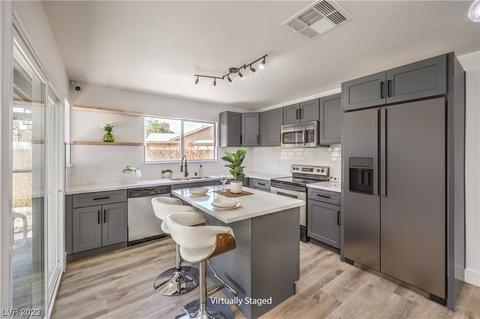 6016 Oceanside Way, Las Vegas, NV 89108