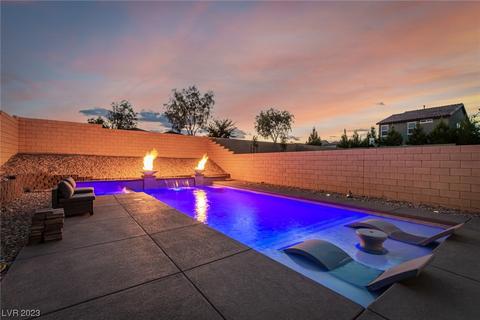 8753 Victoria Park St, Las Vegas, NV 89148