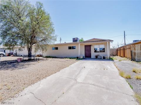 1425 Chestnut St, Henderson, NV 89011