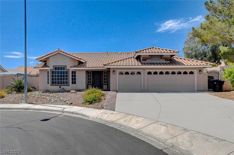 8225 Ocean Mist Ct, Las Vegas, NV 89128