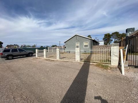 5930 Dodd St, Las Vegas, NV 89122