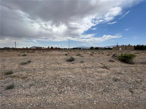 761 W Brady Ln, Pahrump, NV 89048