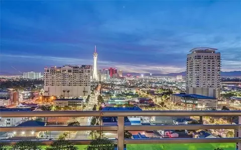 353 E Bonneville Ave #1404, Las Vegas, NV 89101