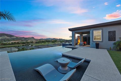 39 Reflection Cove Dr, Henderson, NV 89011