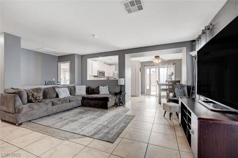 7915 Topaz Ravine St, Las Vegas, NV 89131
