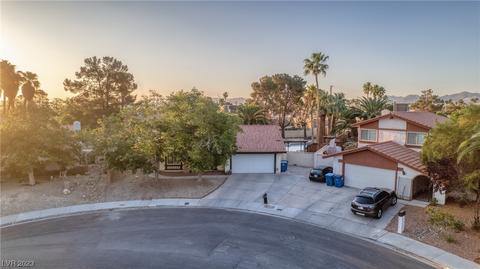 4780 Nambe Dr, Las Vegas, NV 89121