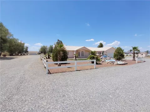 840 S Murphy St, Pahrump, NV 89048