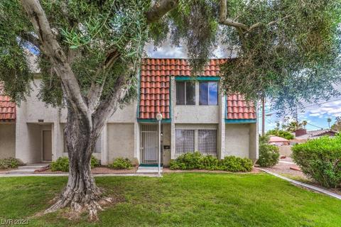 3389 Townhouse Dr, Las Vegas, NV 89121