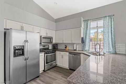 1948 Curio Dr, North Las Vegas, NV 89031