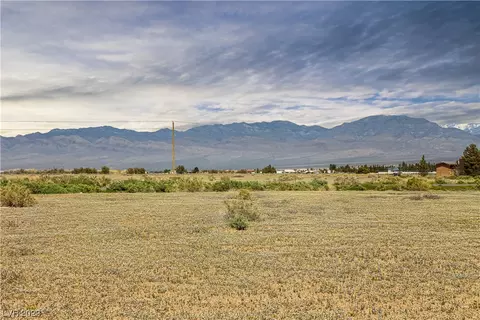 2391 Wisteria Way, Pahrump, NV 89048