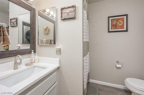 2240 Highpointe Dr #203, Laughlin, NV 89029 photo 17