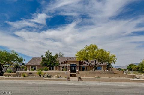 9136 W Hammer Ln, Las Vegas, NV 89149