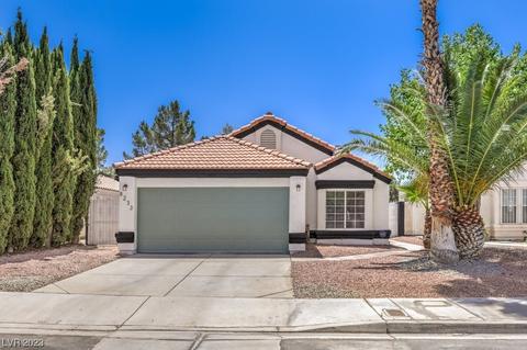 8233 Ogee Dr, Las Vegas, NV 89145
