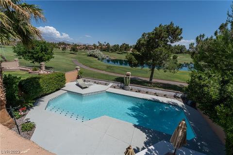 7586 Boca Raton Dr, Las Vegas, NV 89113