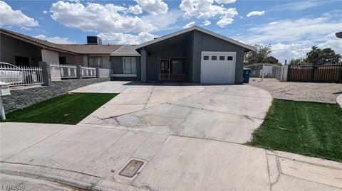 11 Kolmar Ct, Las Vegas, NV 89110