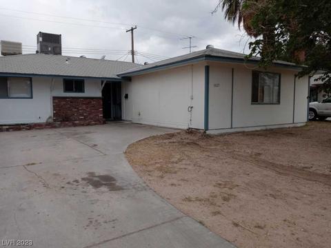 5825 Halifax Ave, Las Vegas, NV 89107