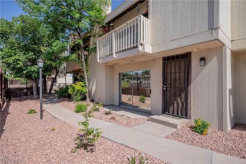 716 Fernwood Ln, Las Vegas, NV 89169