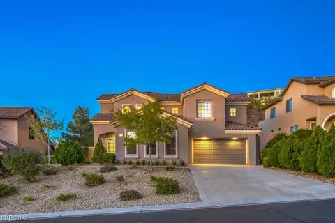 10 Oro Valley Dr, Henderson, NV 89052