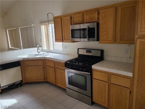 6425 Cosmo Ln, Las Vegas, NV 89130