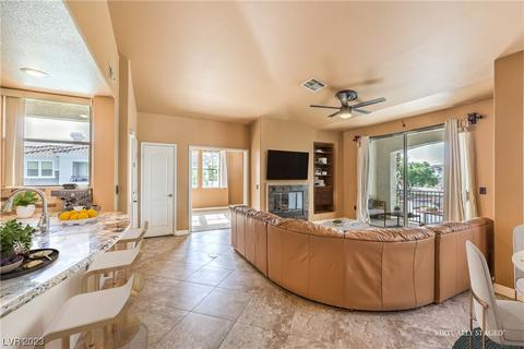 2325 Windmill Pkwy #1424, Henderson, NV 89074