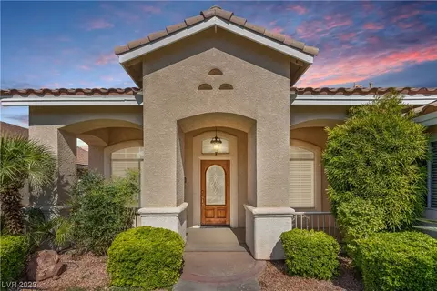 302 Canyon Spirit Dr, Henderson, NV 89012