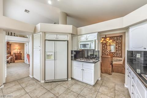 2145 Eaglepath Cir, Henderson, NV 89074 photo 9