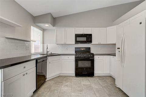 7550 Tuckaway Harbor St, Las Vegas, NV 89139